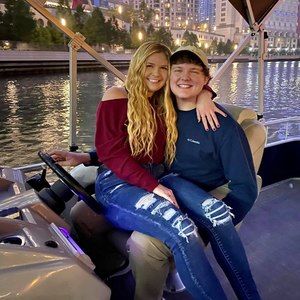 Meet your Posher, Caitlyn